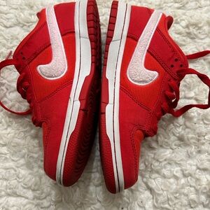 Valentine Dunks